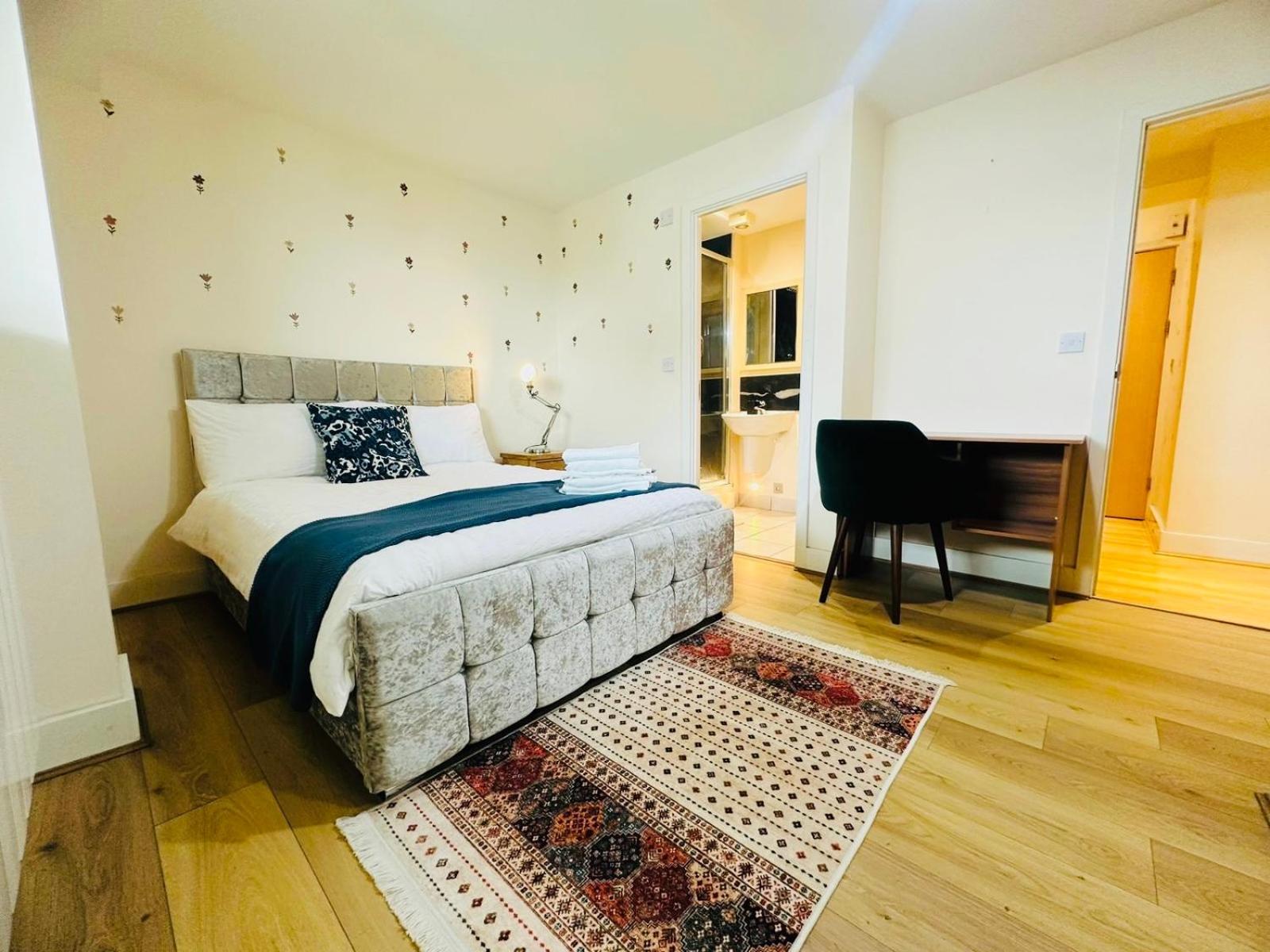 Modern 2Bed 2Bath Apartment Canary Wharf - Upto 5 Person Londres Extérieur photo
