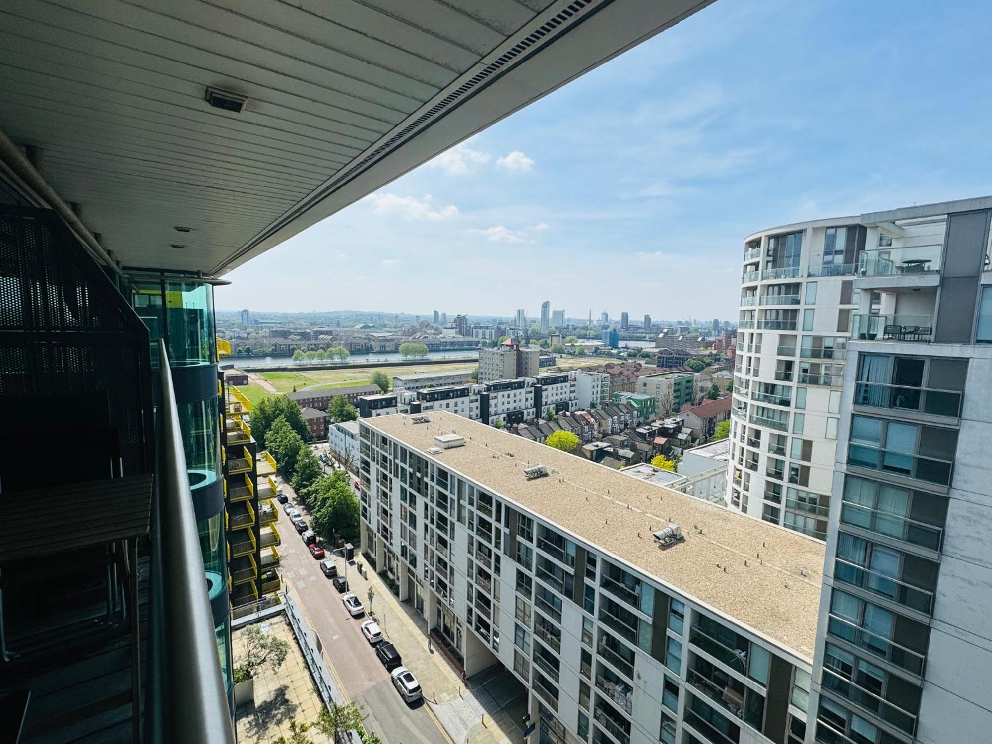 Modern 2Bed 2Bath Apartment Canary Wharf - Upto 5 Person Londres Extérieur photo